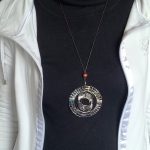 pendentif symbole protection